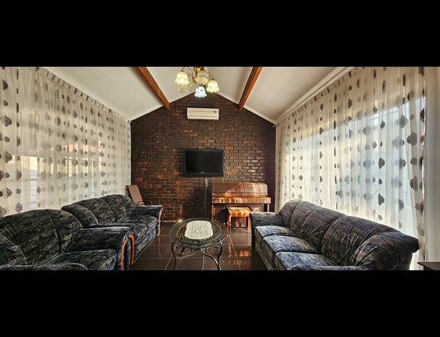 3 BEDROOM HOUSE FOR SALE IN ELANDSPARK